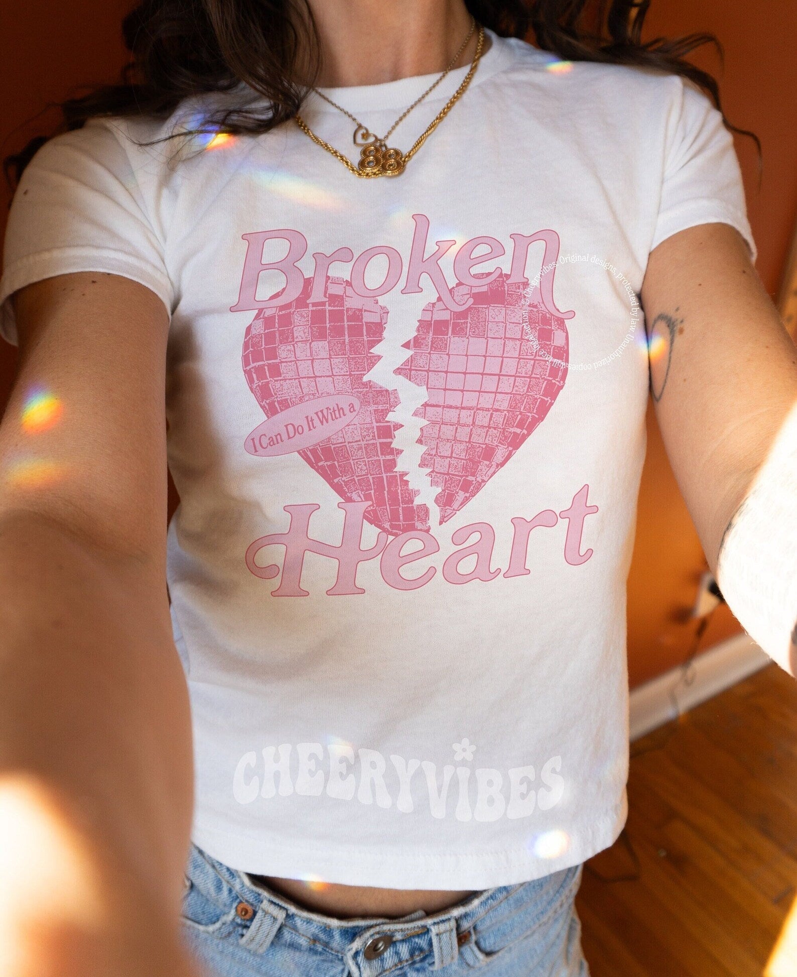 I can do it with a broken heart baby tee - CheeryVibes